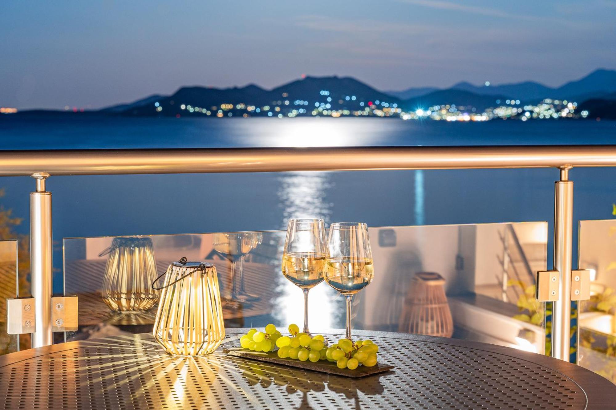 8Moons Boutique Apartments Kokkari Exterior foto
